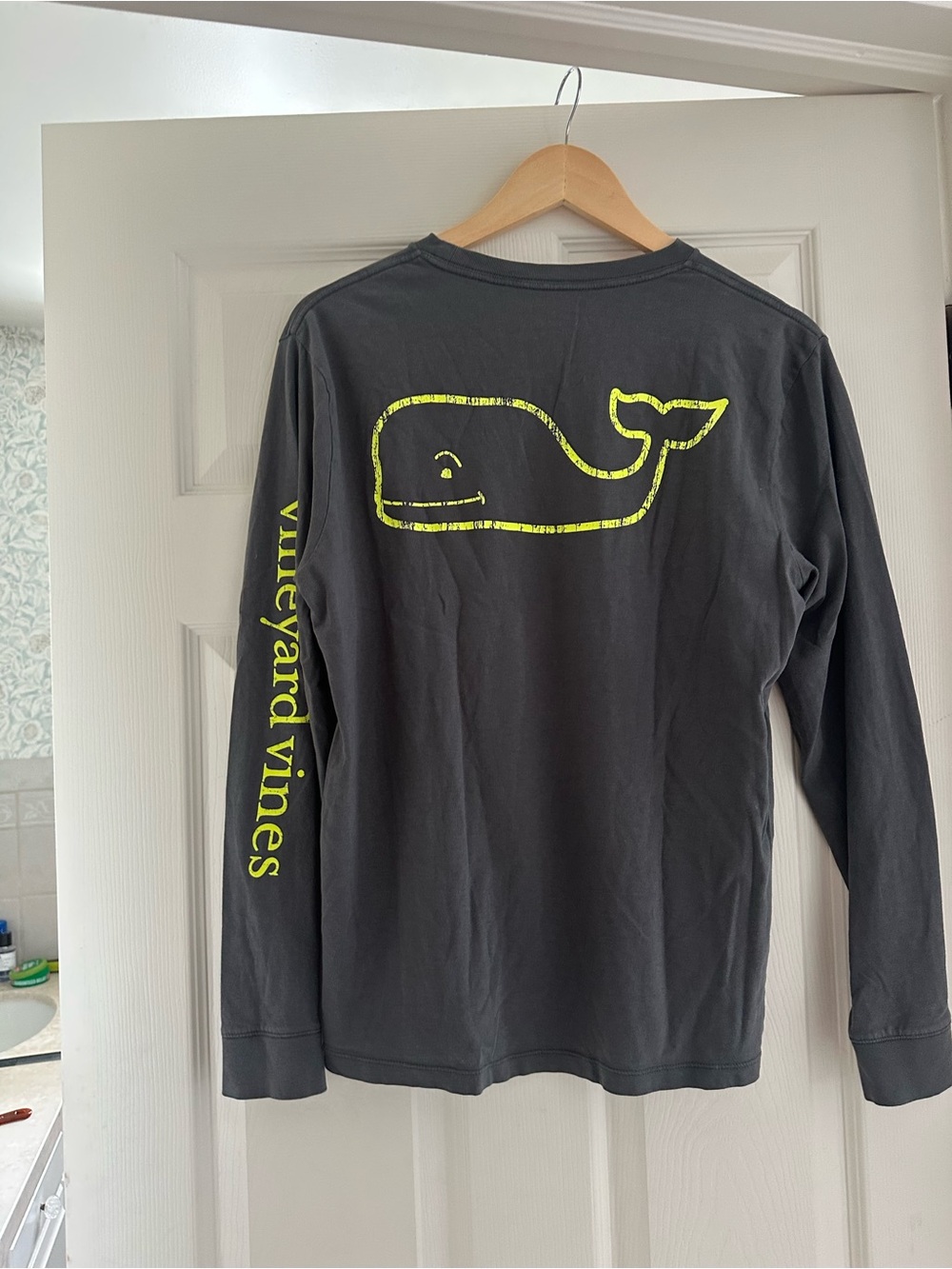 Vineyard Vines Charcoal Long Sleeve with Neon Yellow Whale